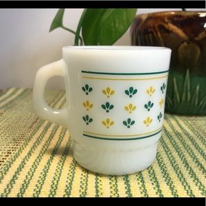 Vintage Termocrisa milkglass coffee mug, 60s